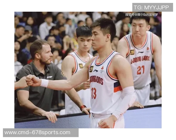 篮球明星因伤接受手术恢复计划揭秘重返赛场的艰辛历程 篮球明星因伤接受手术恢复计划揭秘重返赛场的艰辛历程